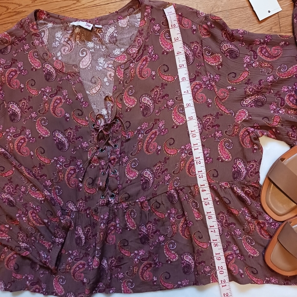 So • Women Junior's Boho Paisley Long Sleeve Lace Up Textured Peplum Top - Picture 9 of 12